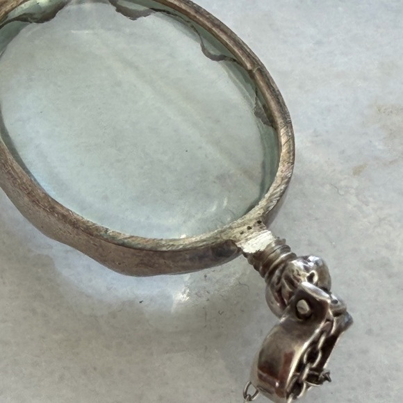 Sterling silver oval glass photo locket pendant and necklace - Picture 6 of 8